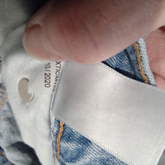 Aeropostale ButtonFly Sz6 90s Super High Rise Straight Leg LightWash Denim Jeans - Picture 8 of 13